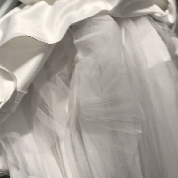 Davids Bridal White Strapless Beaded Wedding Dress W/ Train Size 10  $499 - Picture 12 of 13